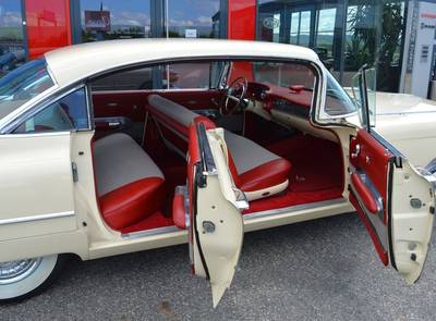 Cadillac Sedan DeVille 390cui V8