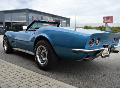 Corvette Stingray Convertible 350hp
