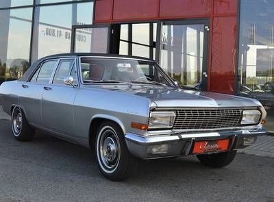 Opel Admiral V8