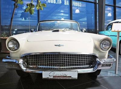 Ford Thunderbird