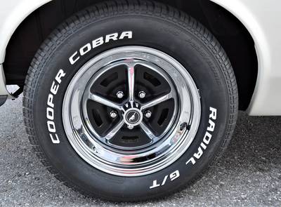 Ford Mustang Boss 429 NASCAR