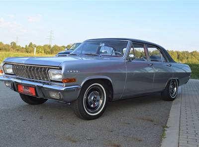 Opel Admiral V8
