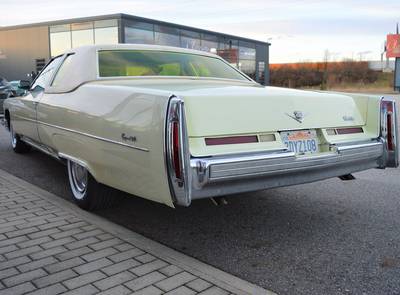 Cadillac Coupe DeVille