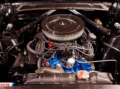 Ford Mustang 260 V8