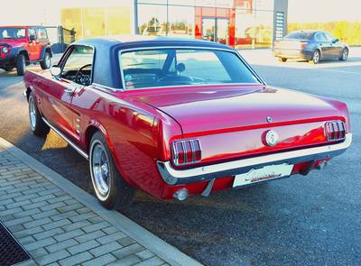 Ford Mustang Coupe 289 V8
