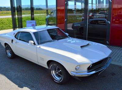 Ford Mustang Boss 429 NASCAR