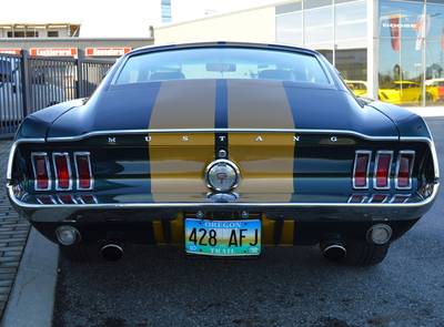 Ford Mustang Fastback 302 Resto-Mod