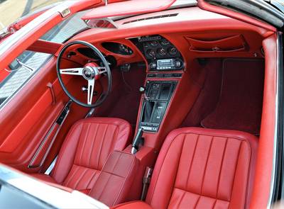Corvette Stingray C3, 427cui 390hp Big Block