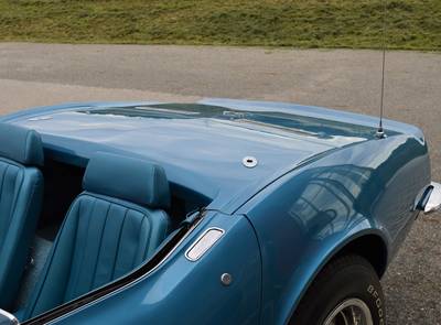 Corvette Stingray Convertible 350hp