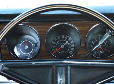 Oldsmobile Ninety-Eight Luxury 455 Rocket