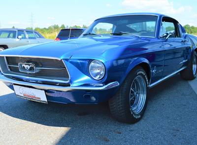 Ford Mustang Fastback A-Code