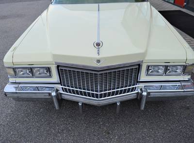 Cadillac Coupe DeVille