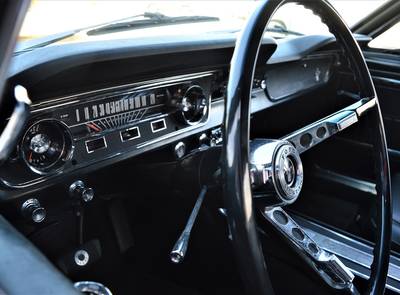 Ford Mustang V8 Convertible