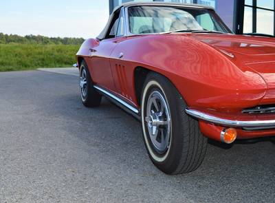 Corvette C2 Sting Ray Convertible