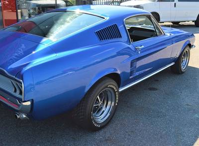 Ford Mustang Fastback A-Code