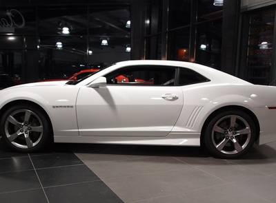 Chevrolet Camaro 2SS
