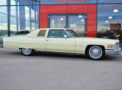 Cadillac Coupe DeVille