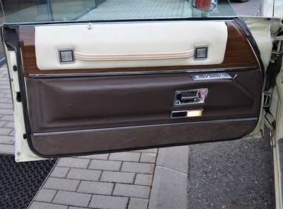 Cadillac Coupe DeVille