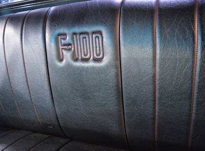 Ford F-100 Long Bed