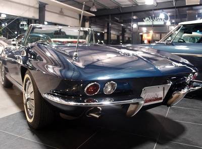 Corvette C2 Stingray 327 /365