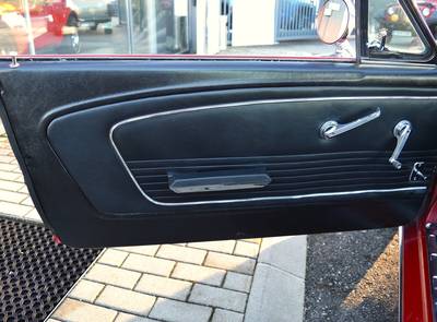 Ford Mustang Coupe 289 V8