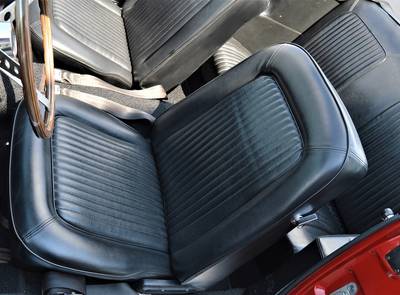 Ford Mustang V8 302cui J-Code