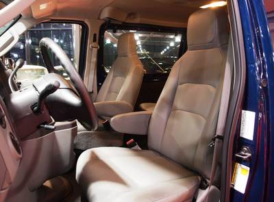Ford E-150 XL Econoline