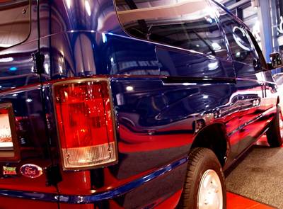 Ford E-150 XL Econoline