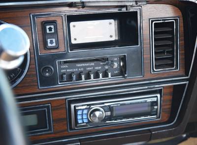 Dodge D150 Ram Frame-Off, 390cui, Air Ride