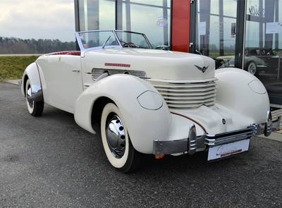 Cord 812 Supercharged Convertible Pheaton