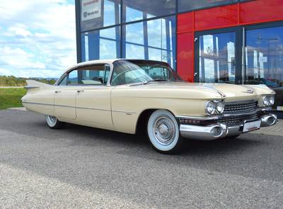 Cadillac Sedan DeVille 390cui V8