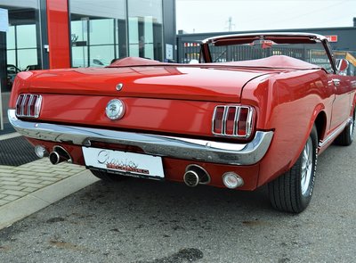 Ford Mustang GT K-Code Cobra V8