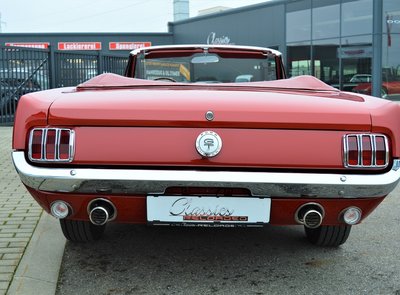 Ford Mustang GT K-Code Cobra V8