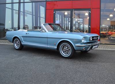 Ford Mustang GT Convertible