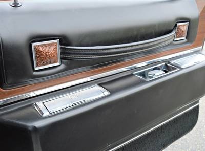 Cadillac Fleetwood Seventy-Five,  9 - Passenger
