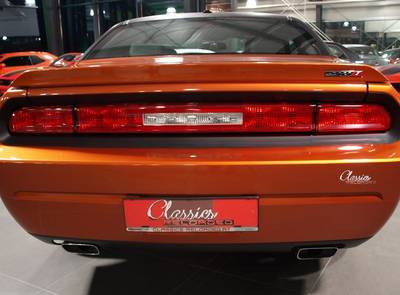 Dodge Challenger SRT8