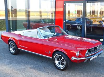Ford Mustang V8 Cabrio