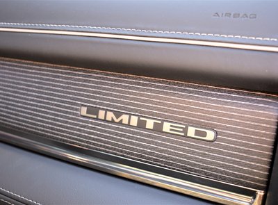 Ram LIMITED Night Edition, Crew Long Bed