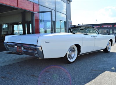 Lincoln Continental 4-door Convertible