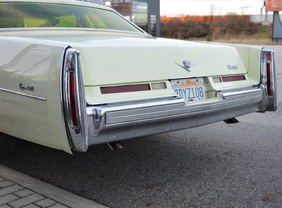 Cadillac Coupe DeVille