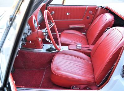 Corvette Sting Ray C2 Cabrio 300hp