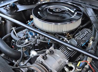Ford Mustang V8 302cui J-Code
