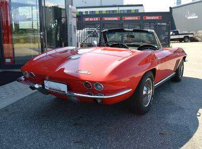 Corvette C2 Sting Ray 327cui V8
