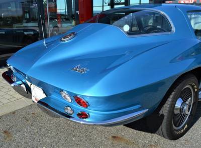 Corvette C2 Stingray 350hp L79