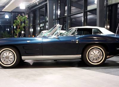 Corvette C2 Stingray 327 /365