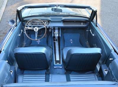 Ford Mustang Cabrio V8 ERSTBESITZ
