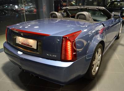 Cadillac XLR