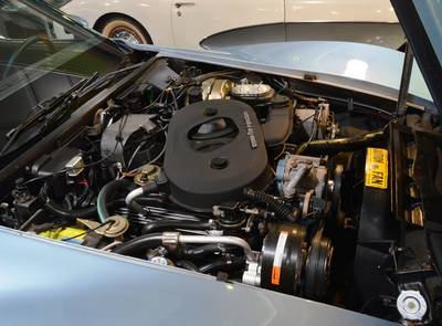 Corvette C3 Cross-Fire-Injection