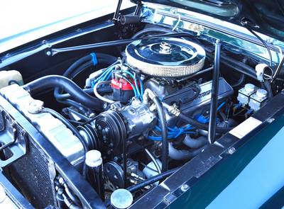 Ford Mustang Fastback 302 Resto-Mod