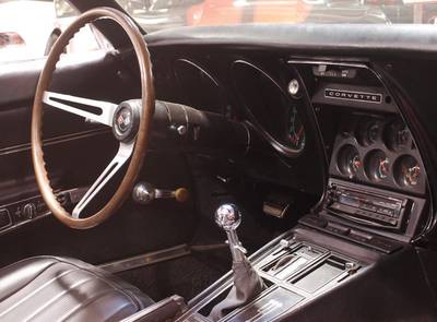 Corvette C3 Sting Ray 327 /350